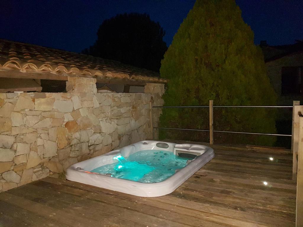 Mas De Bouilhac Gite Et Insolite Pranles Exteriör bild
